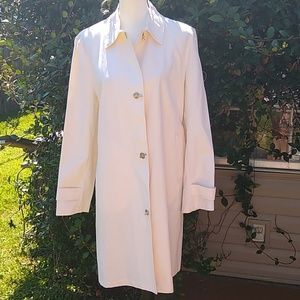 Harve Bernard GORGEOUS Cream Coat Size Large